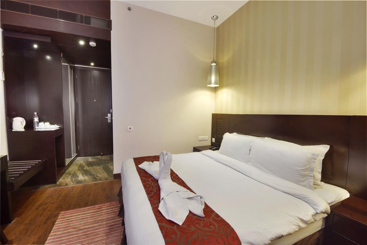 Five Elements Hotels Delhi- North Avenue Nuova Delhi Esterno foto