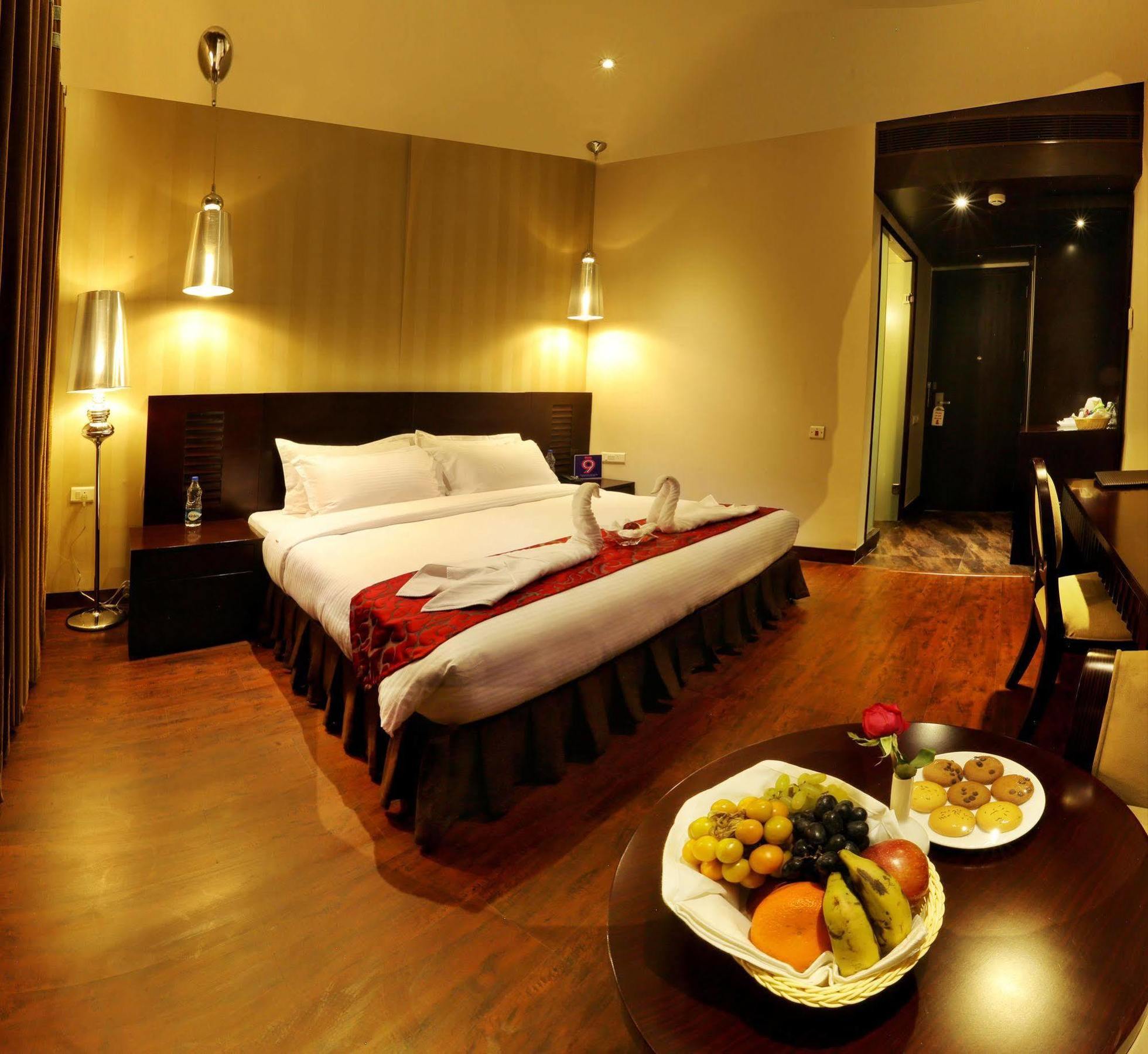 Five Elements Hotels Delhi- North Avenue Nuova Delhi Esterno foto
