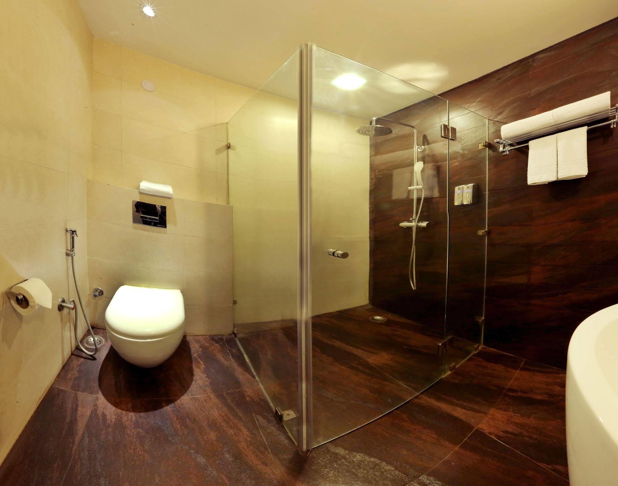 Five Elements Hotels Delhi- North Avenue Nuova Delhi Esterno foto
